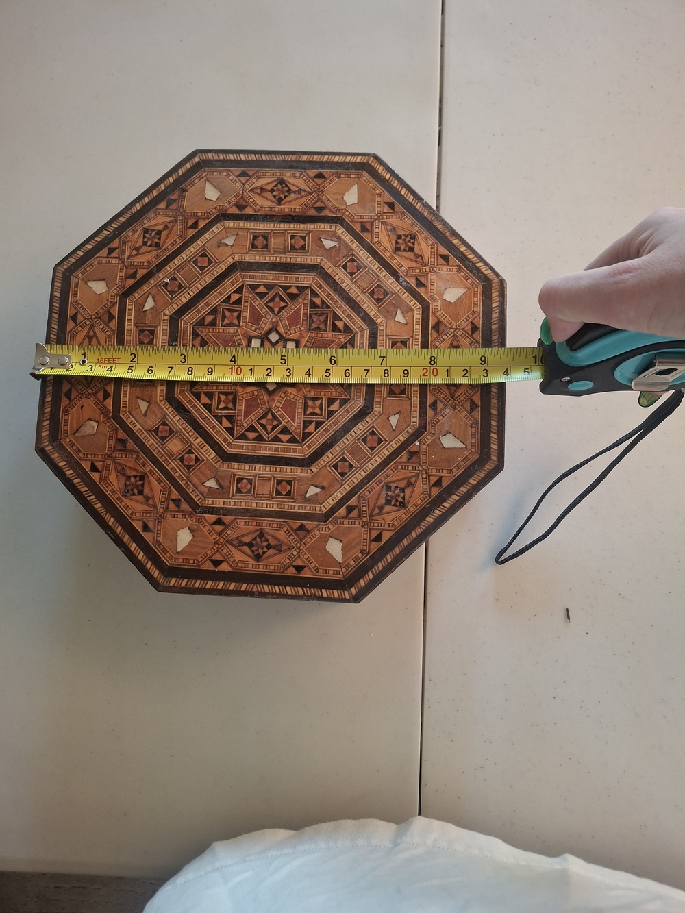 Octagonal Inlaid Wood Decorative Box - Intricate Geometric Design - Picture 6 of 7